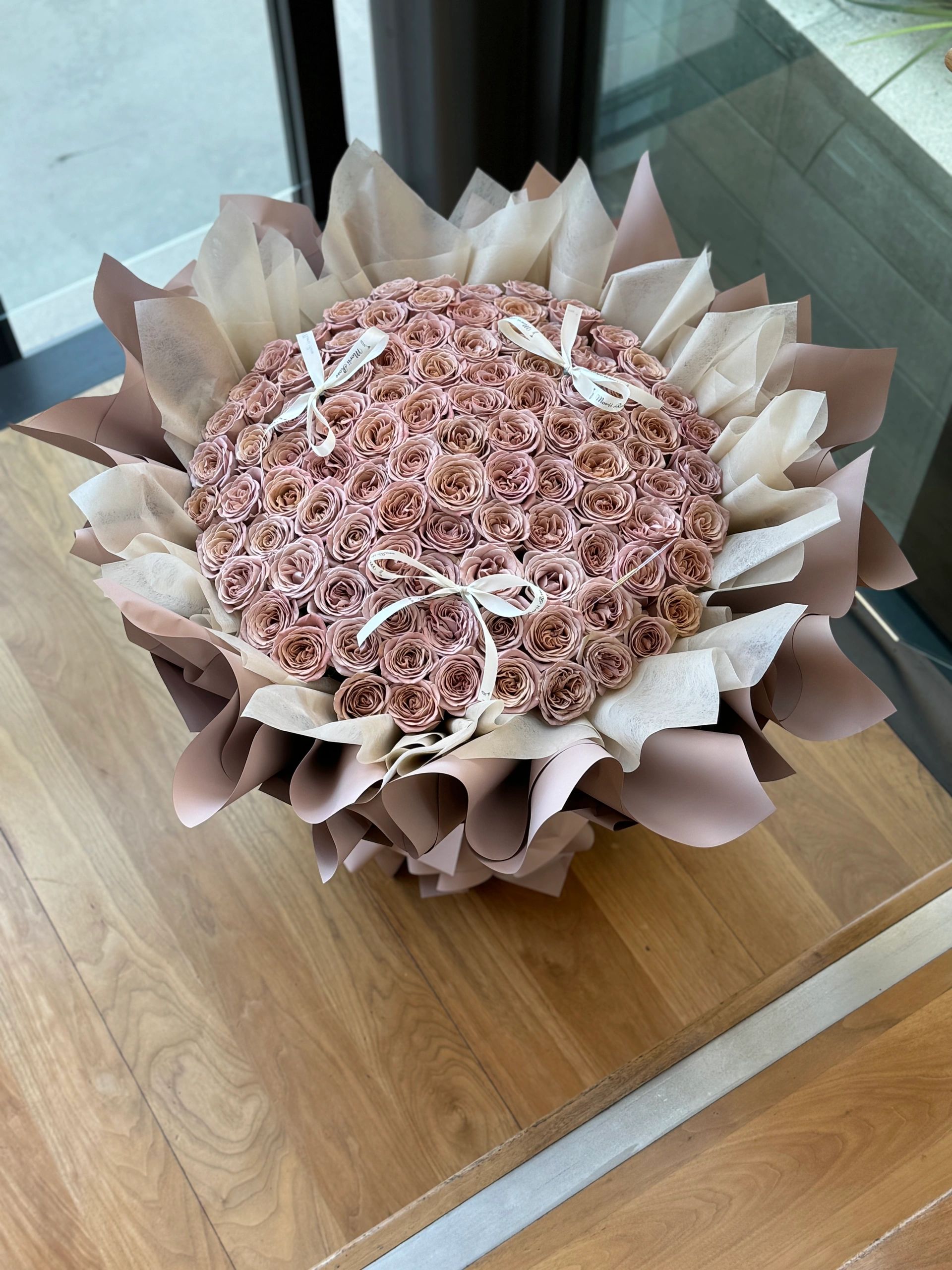 99 Cappuccino Roses - Brown
