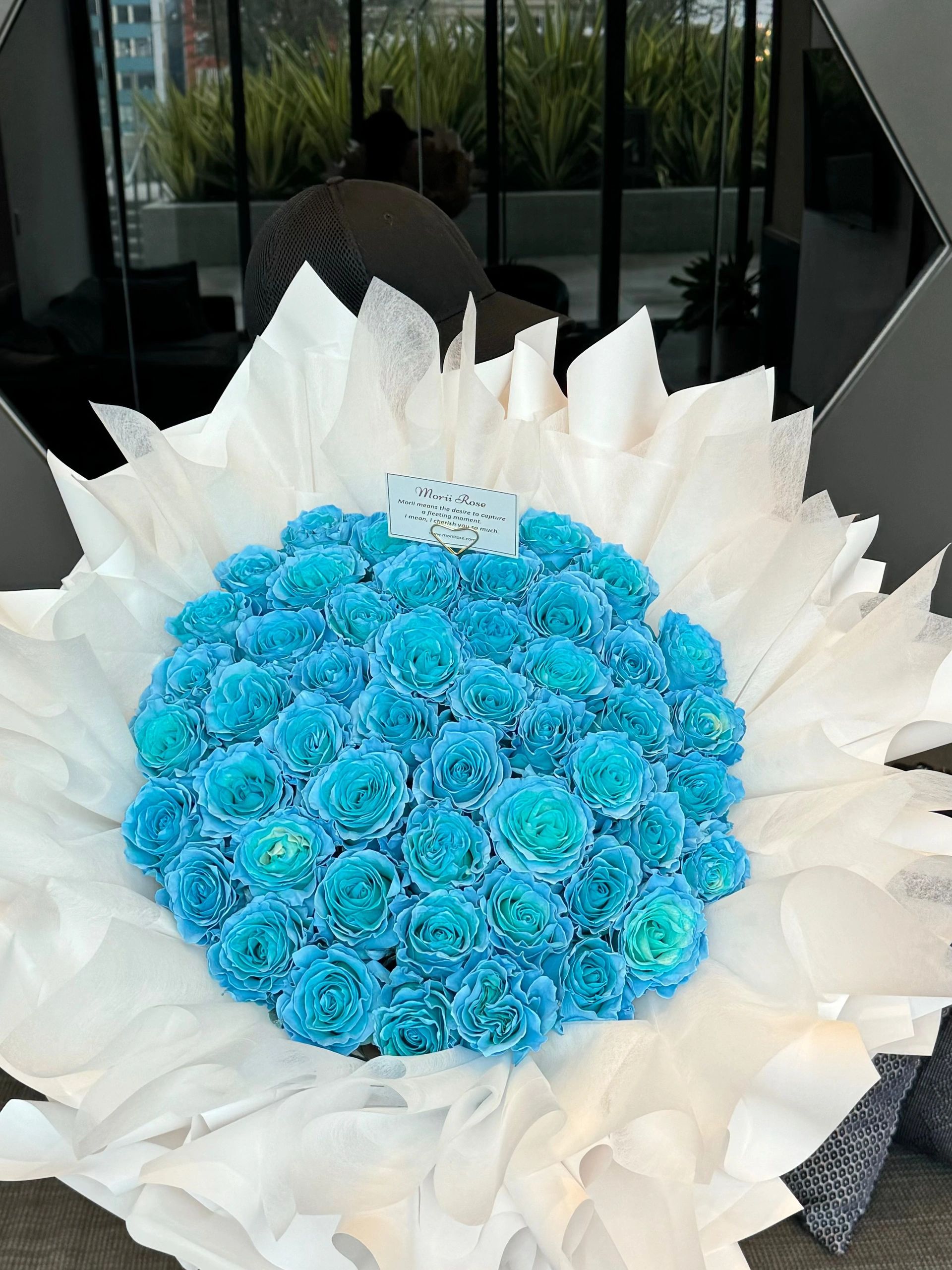 50 Ecuadorian Light Blue Roses