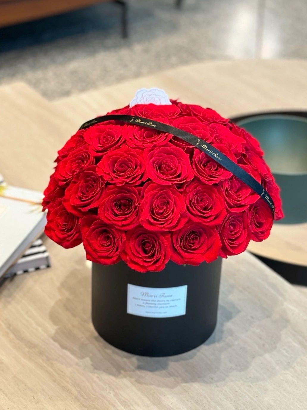 36Freedom Rose Basket