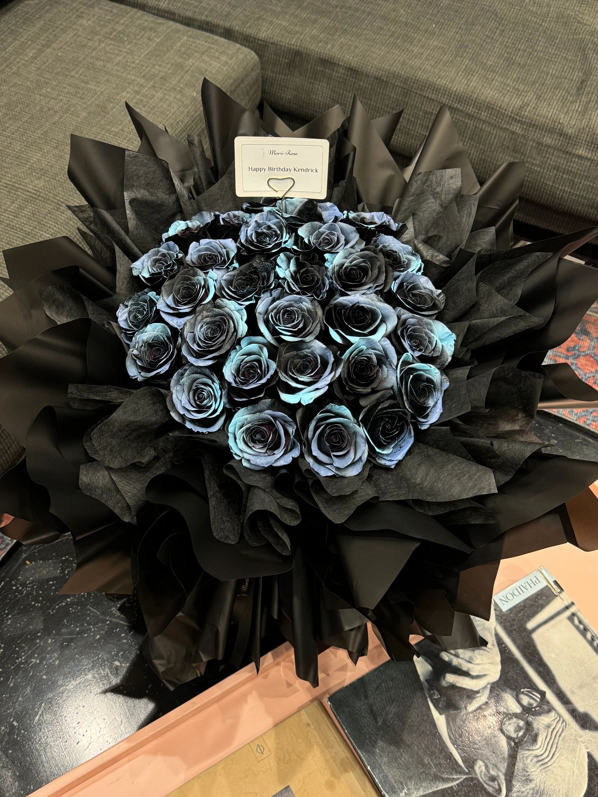 25 Starry Blue Roses