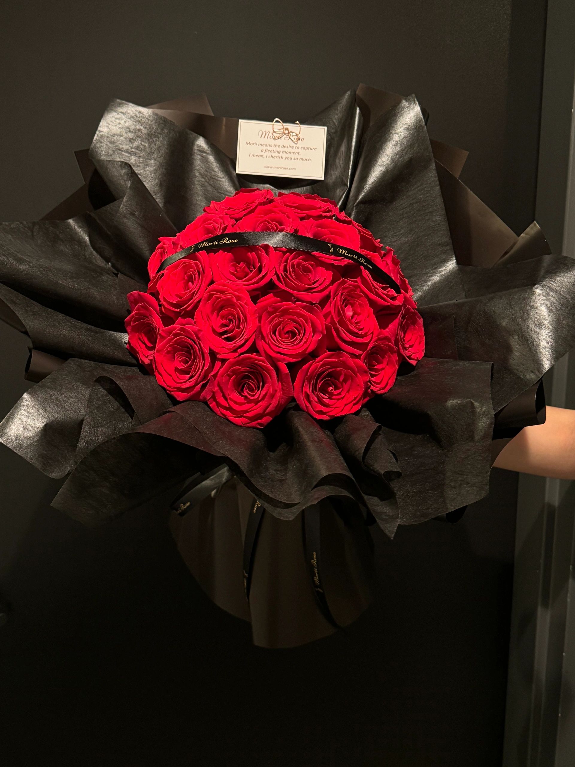 25 Freedom Roses