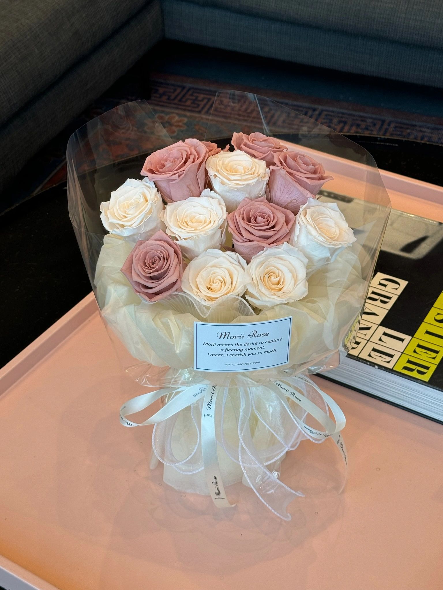 Cappuccino& Vendela Preserved Roses