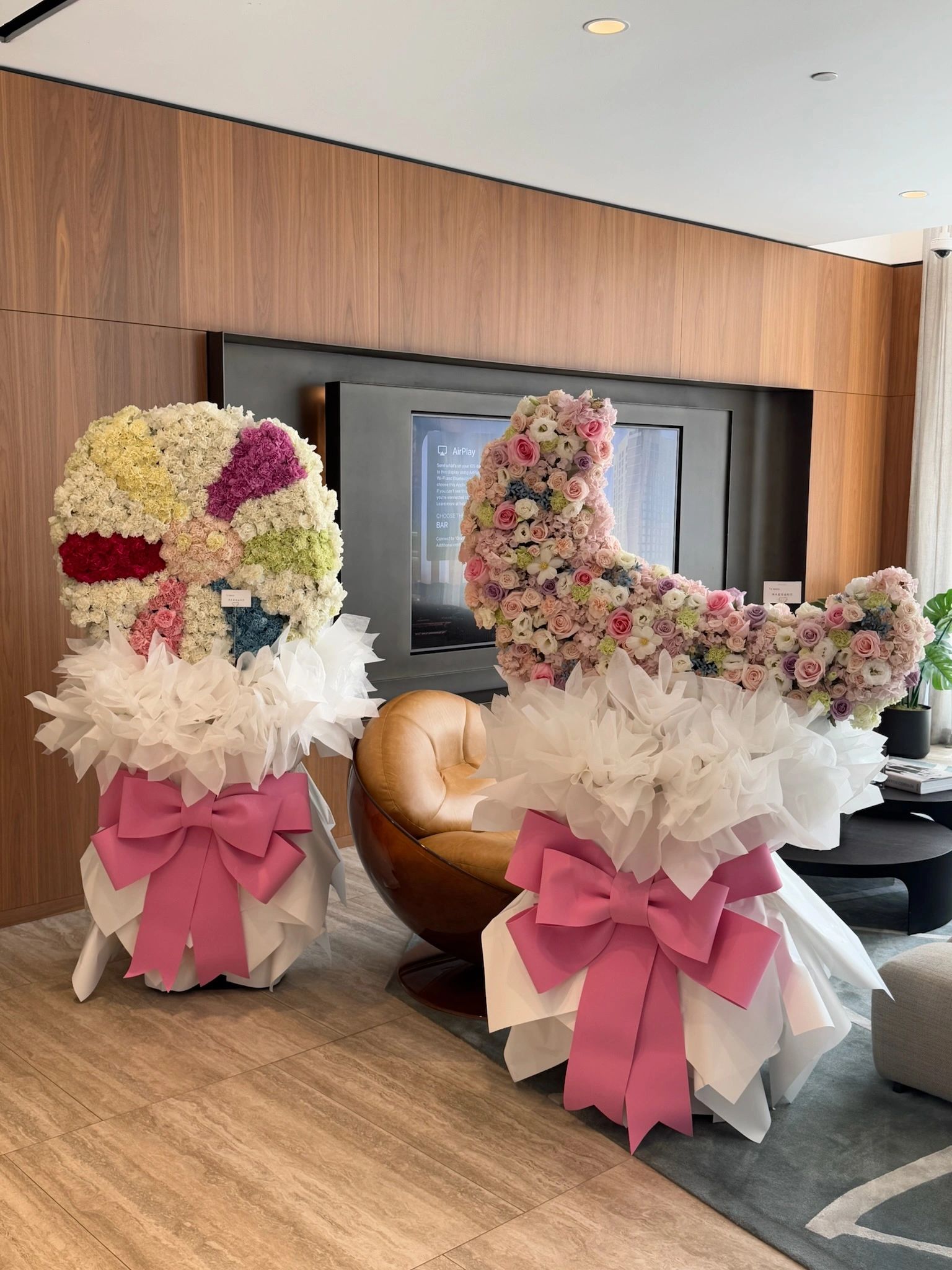 Sun/Moon Bow Bouquet