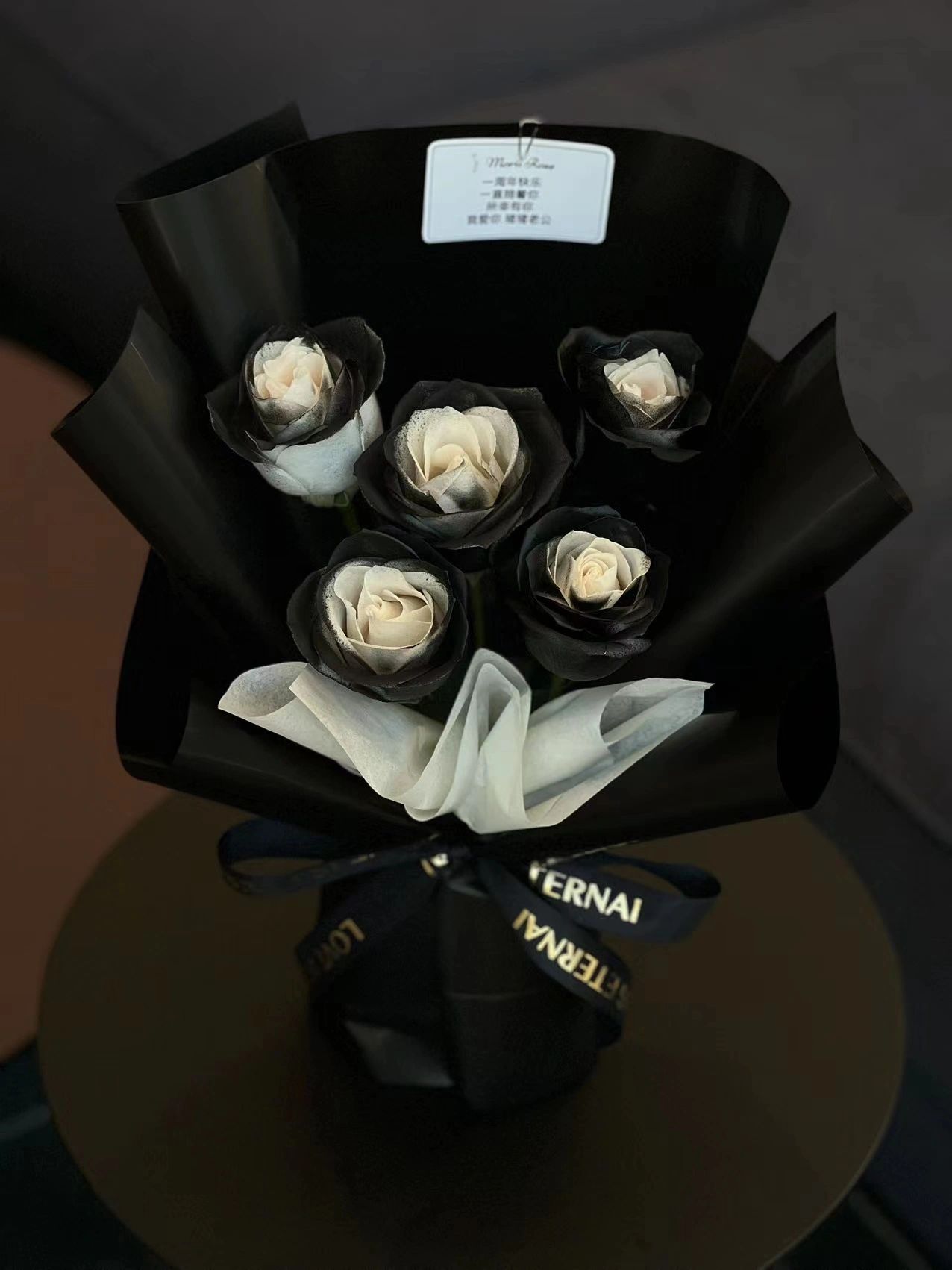 5 Gradient Black Rose