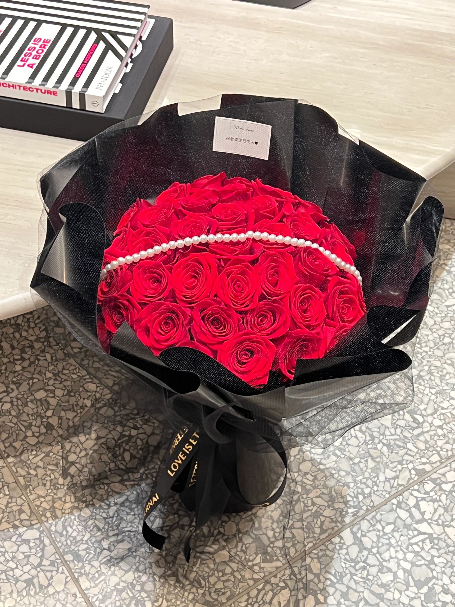 36 Red Rose-blk