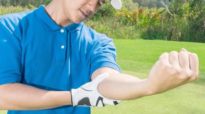 Golfer with elbow pain