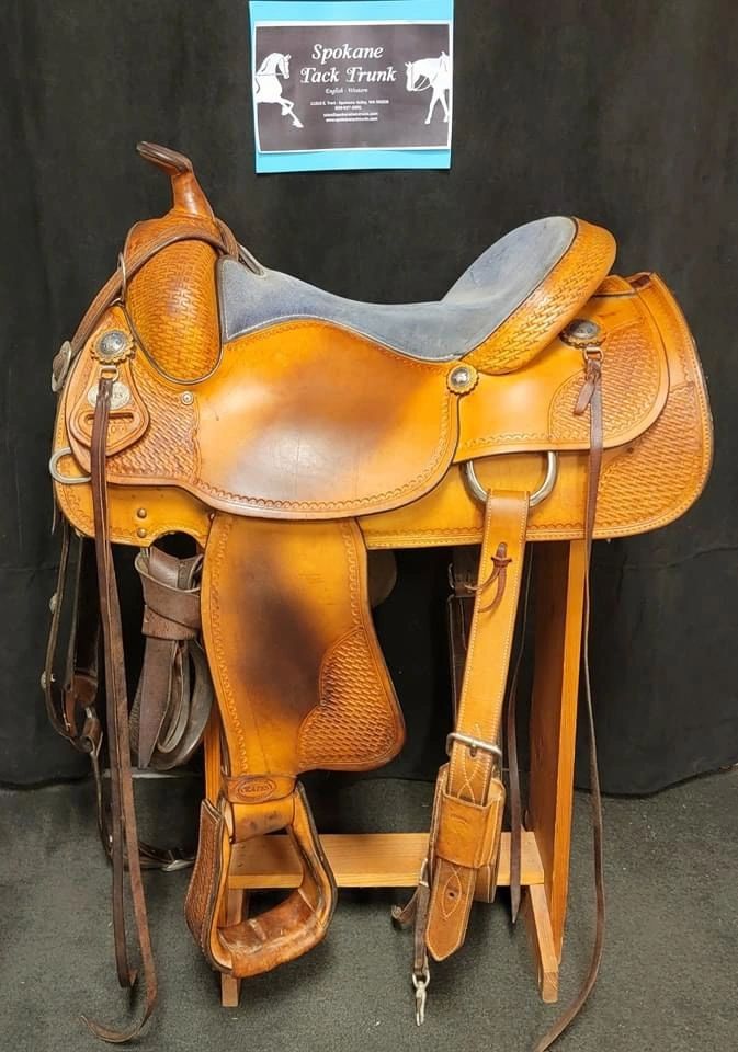 Crates Custom Trail Saddle