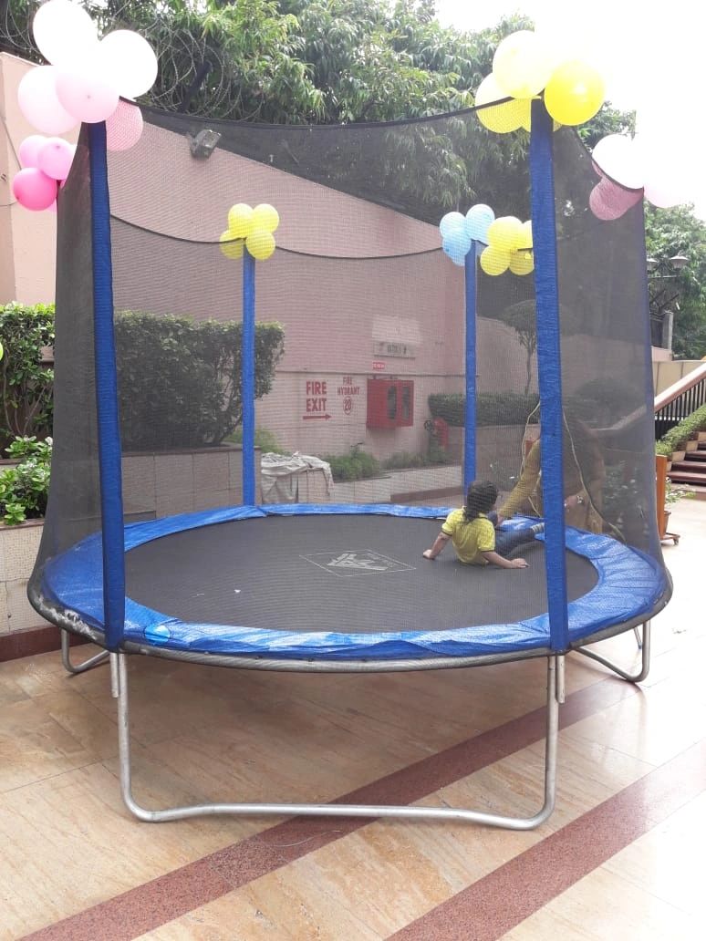 Trampoline On Rent Partysetups Com