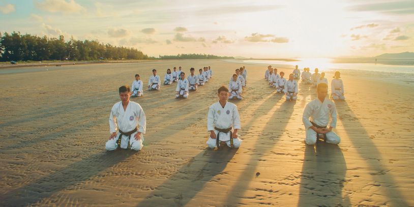 A view of Jujitsu people