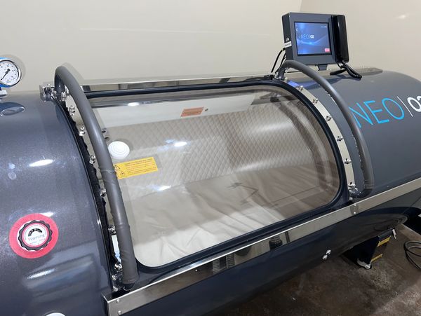 Hyperbaric oxygen therapy near me at Cryo-X in Grapevine. 
