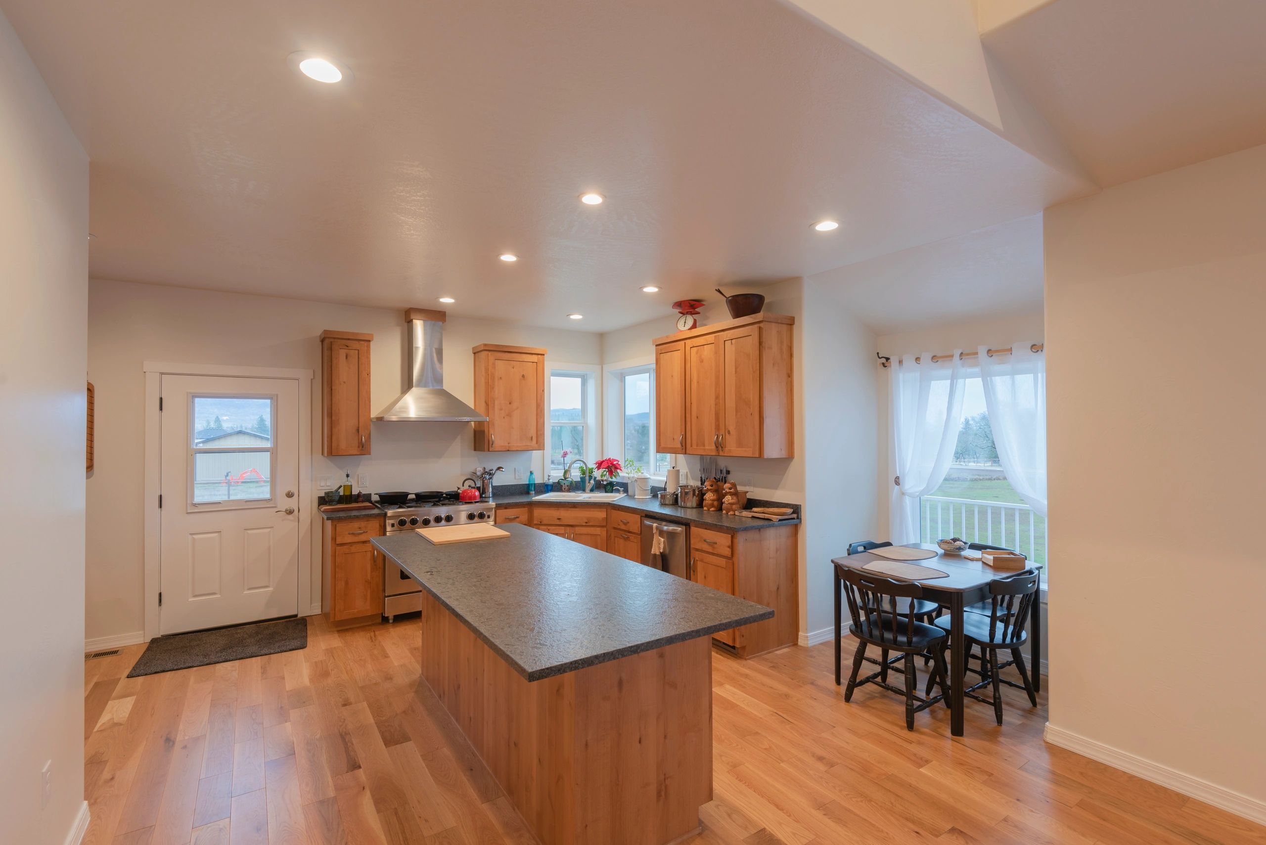 Sanders Custom Homes