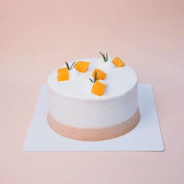 Mango Thai Tea Cake