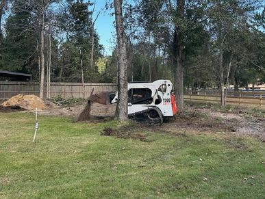 Land clearing and lot preparation in The Woodlands/Conroe, TX