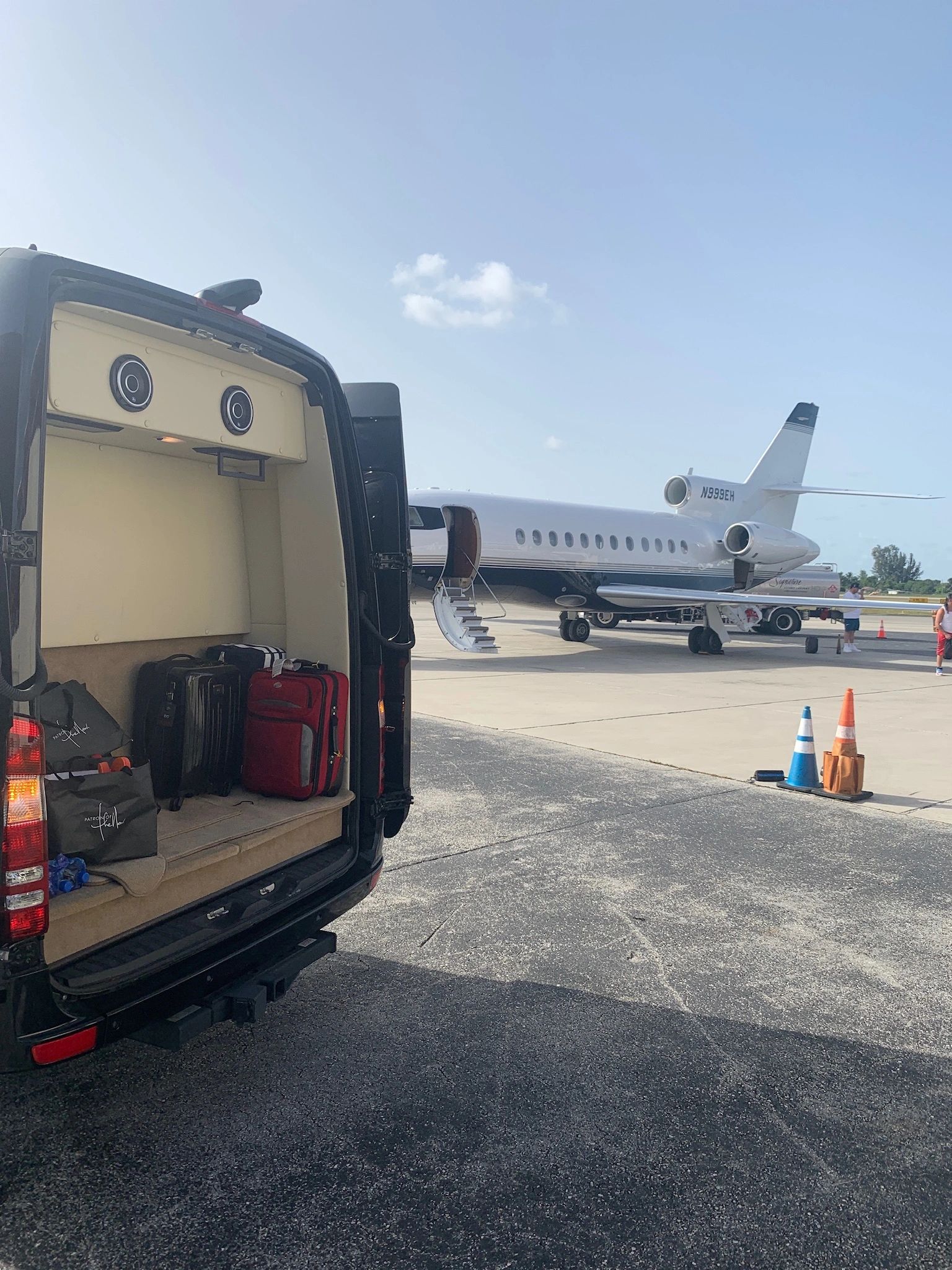 8 Passenger CEO Sprinter — photo 6