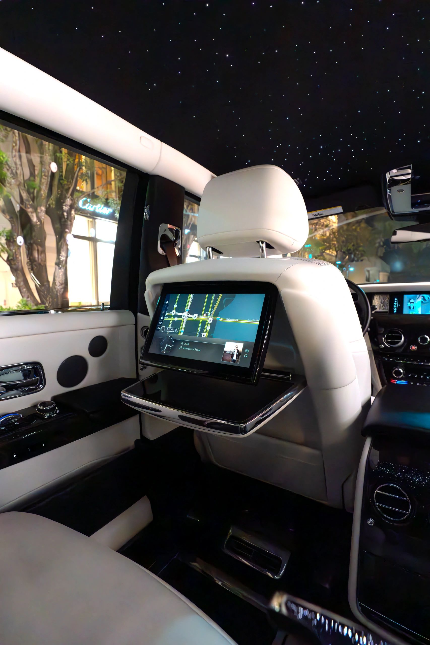Rolls-Royce Phantom — photo 3