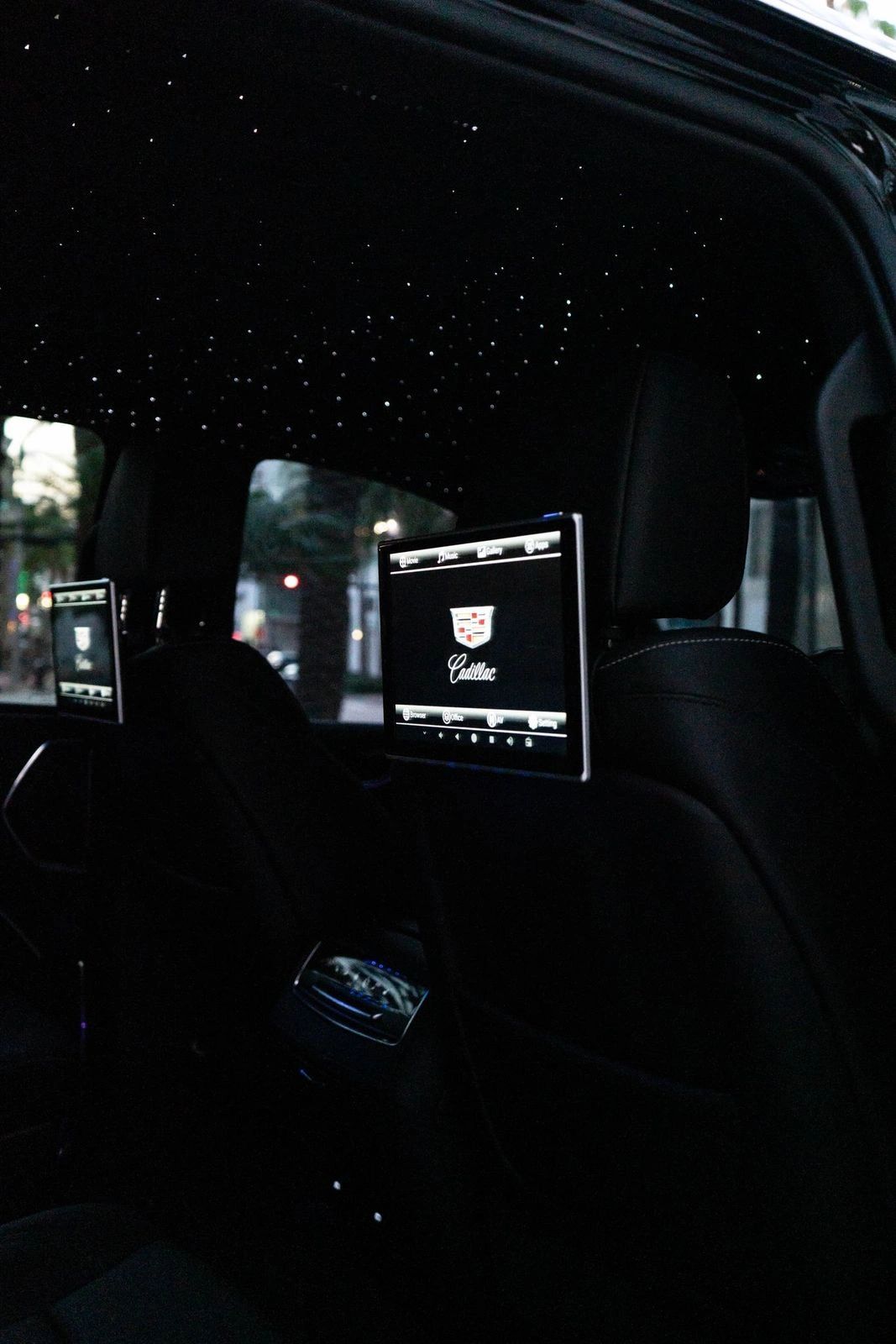 Cadillac Escalade Executive Edition — photo 7