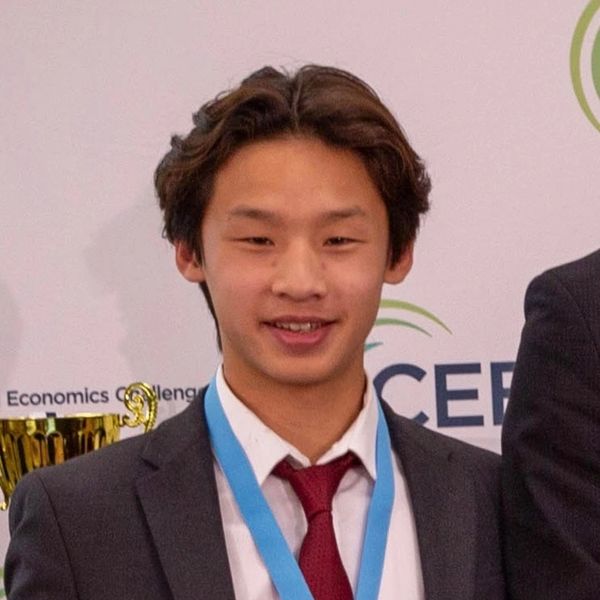 Lake Zhou, COO of The Real Returns Show