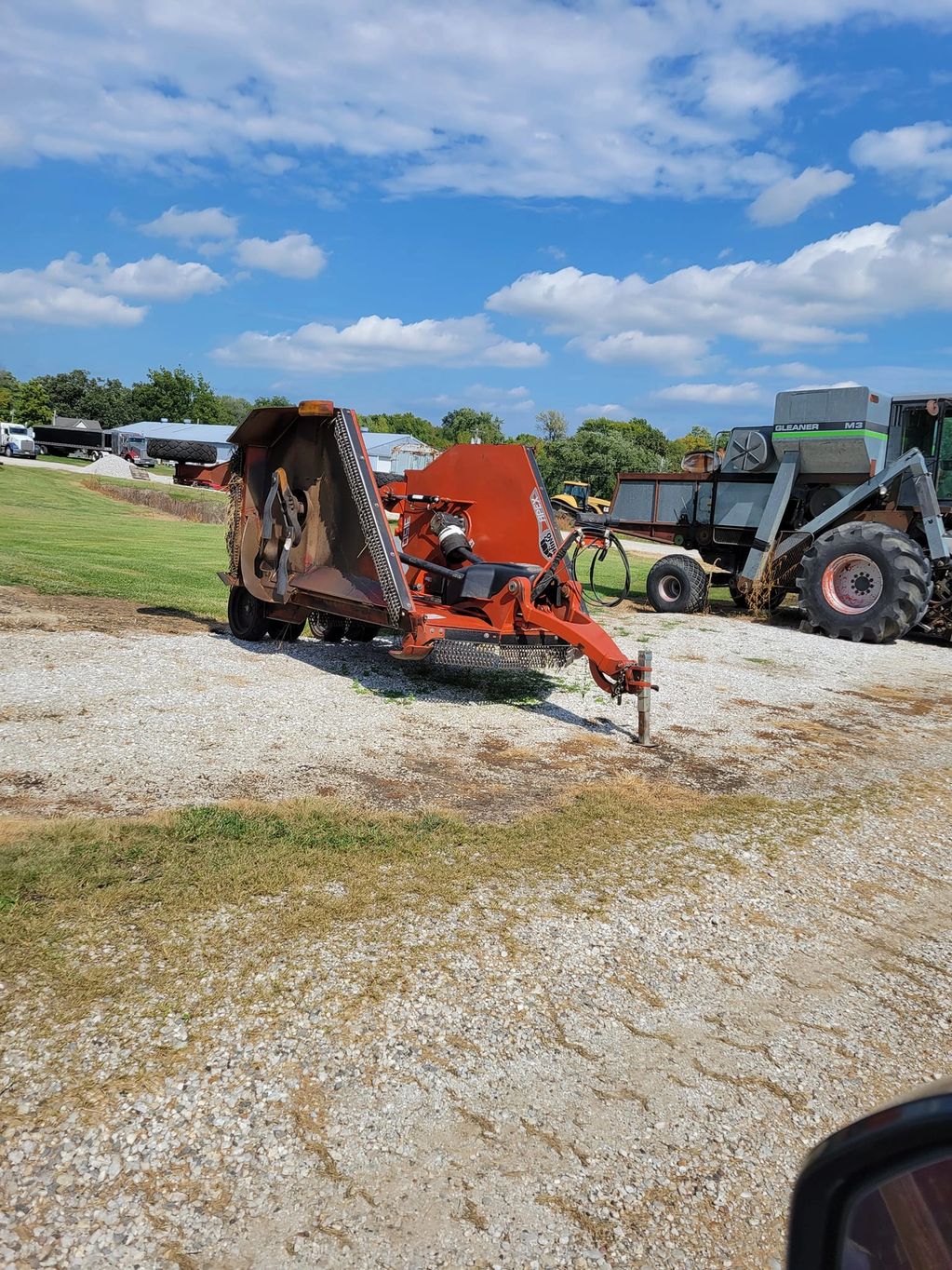 Linneus Farm Equipment in Linneus, Missouri