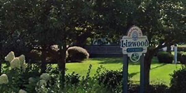 us route 9 picture of linwood park and the sign "welcome to Linwood.  Linwood NJ