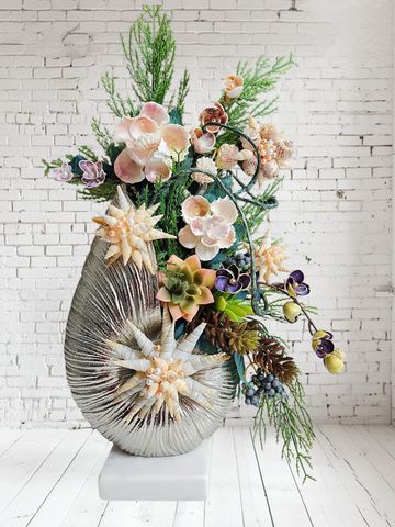HandcraftedSeashell Floral arrangement 