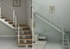 Mono stringer sttaircase with wood/glass tread