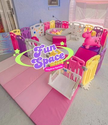 Soft play equipment rental 8x8 set up for toddlers and kids from 0-5 years old. Pink hopper, ball pi