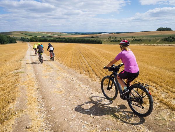 cycle about, guided ebike ride on easy off road terrain, ebikes, ebikers