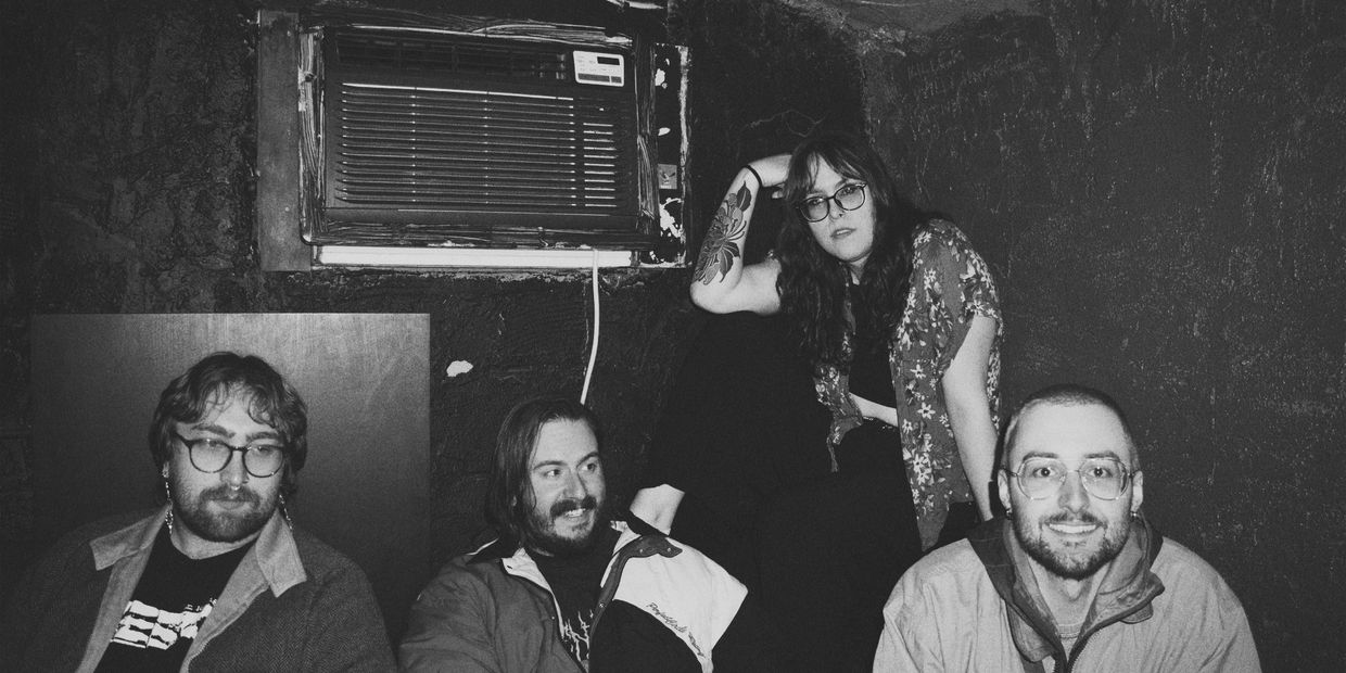 the dead ringers band photo