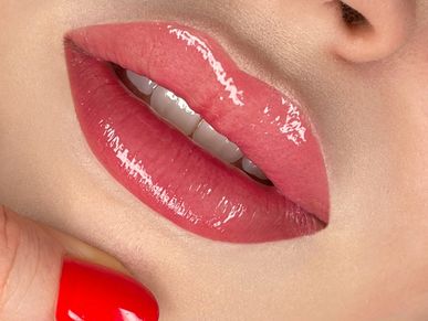 Lips blush
