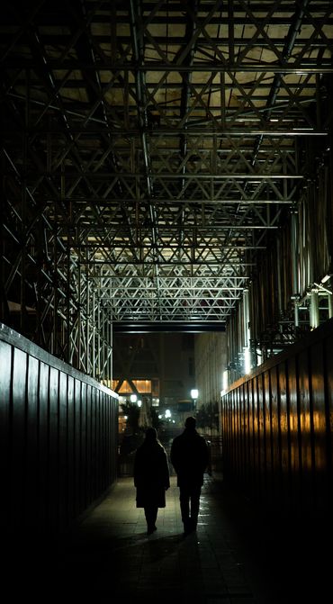 canary wharf
lights
night
walks
chill