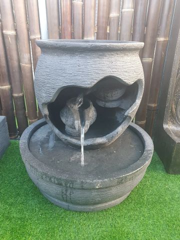water fountain
bunnings water features
fountain
solar water fountain
garden water features