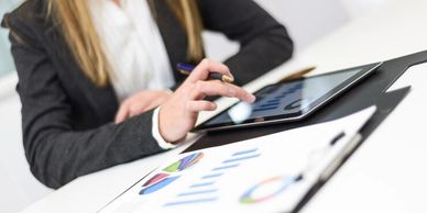 HR expert providing tailored workforce solutions to improve employee engagement and compliance.
