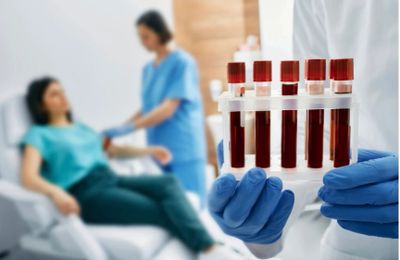 Blood draw in office. Las Vegas. Quest Diagnostics, Labcorp, CRL.