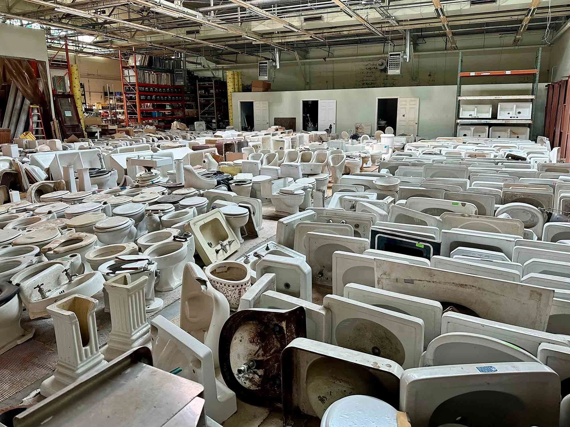 Antique and Vintage Plumbing Fixtures