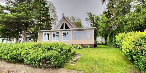Location Chalet
Bord de l'Eau
Lac navigable