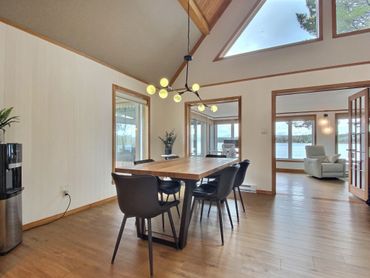 Location Chalet
Bord de l'Eau
Bon temps en famille
Rassemblement familiale