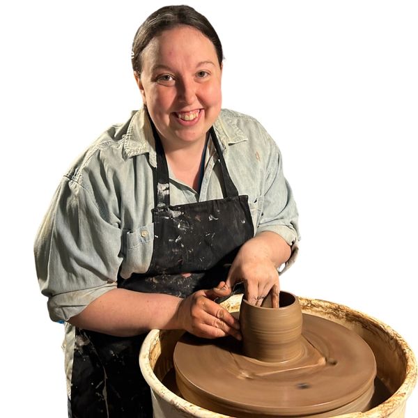 Meet the Potter, Anna Burrows, Creating a mug.