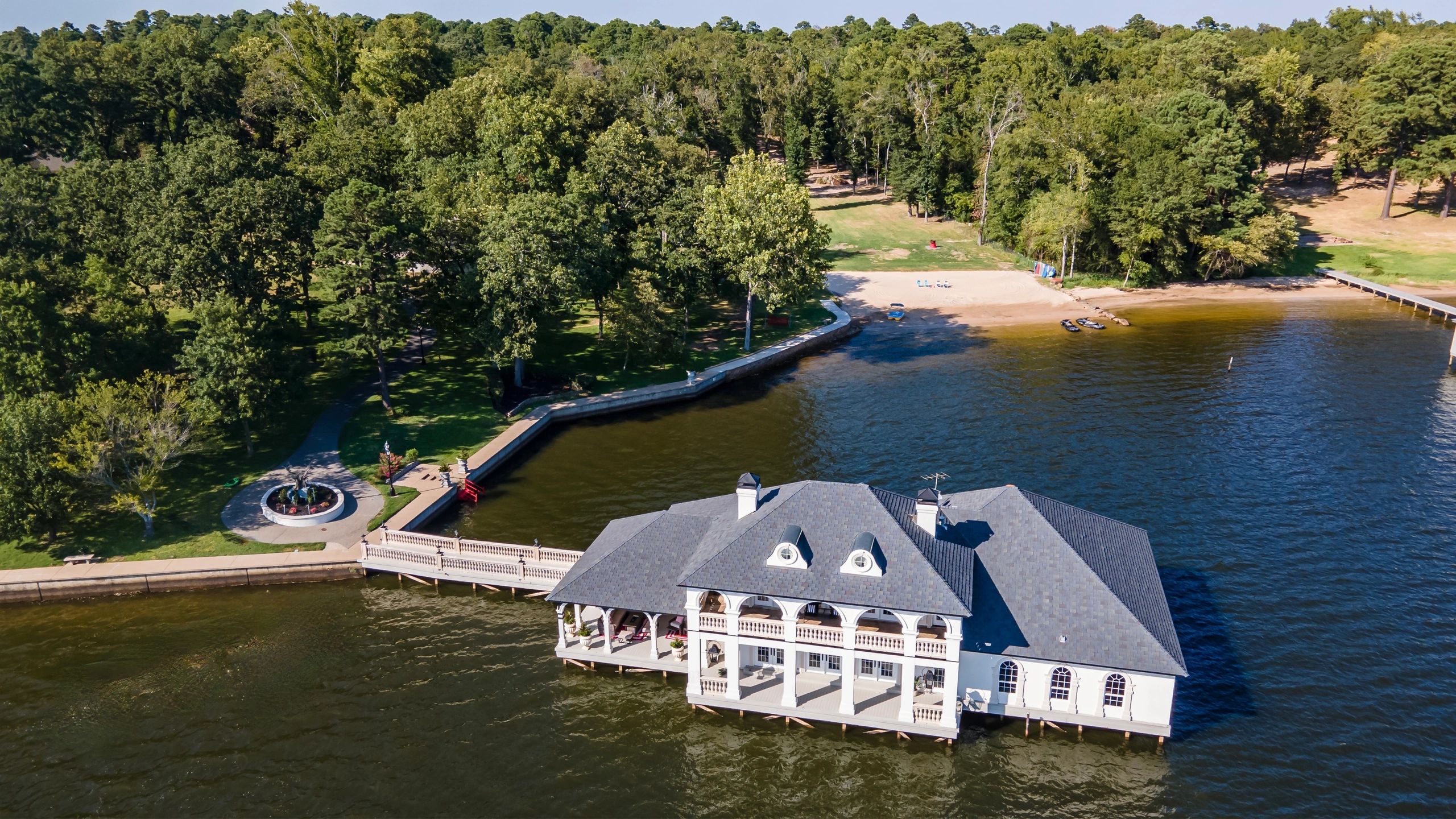 Texas Lake Home and Waterfront Property for Sale