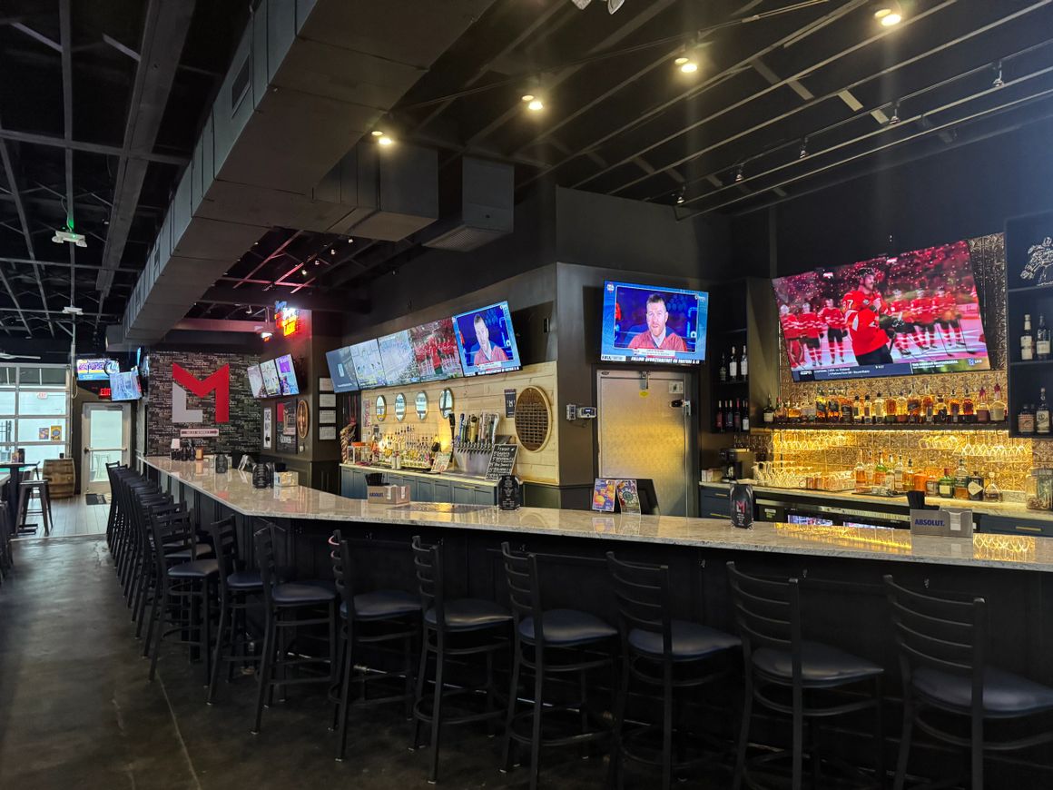 Bar photo 3