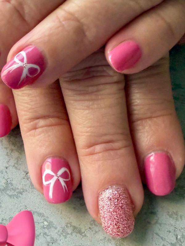 Hand-Painted Bows and Glitter Accent Nail 