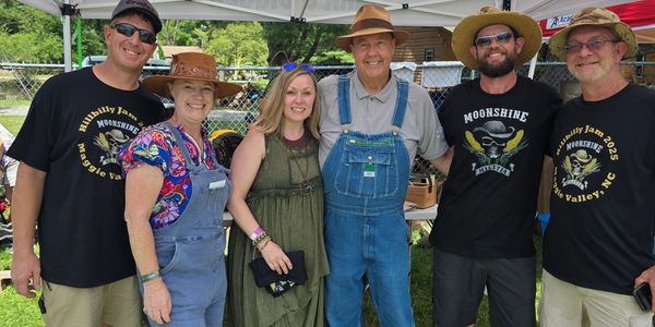 Team photo with one of our supporters, Moonshiners, in Maggie Valley NC.
