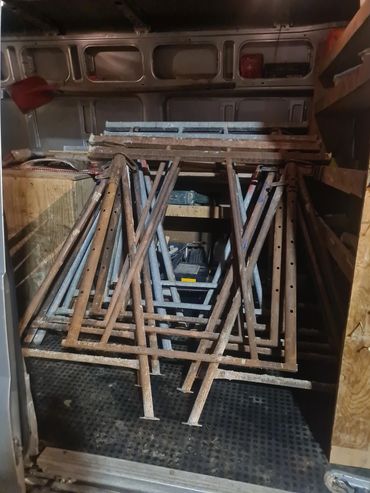 Faltgerüstböcke Maurer-Böcke 6 Stück
ausziehbar bis 195 cm Breite 120 cm 