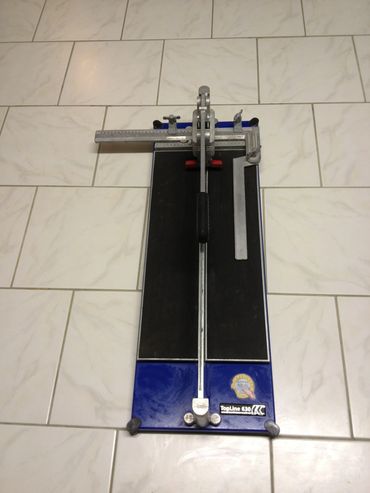 Mietservice Fliesenschneider
Vermietung eines hochwertigen Fliesenschneiders (z. B. TopLine 630).