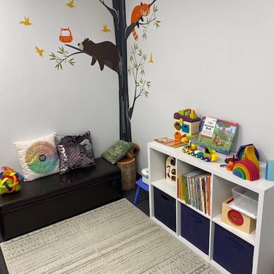 Speech Therapy in Minneapolis. Picture of colorful toys in the children's therapy room at The Talkin