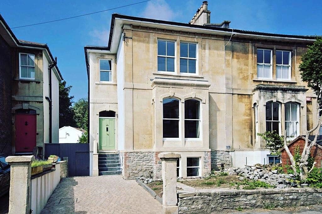 builder bristol , EWI bristol , steels, superstructure, open plan living , bristol best build