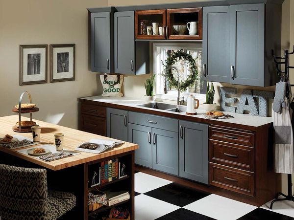 Kitchens Without Upper Cabinets - Bertch Cabinet Manufacturing