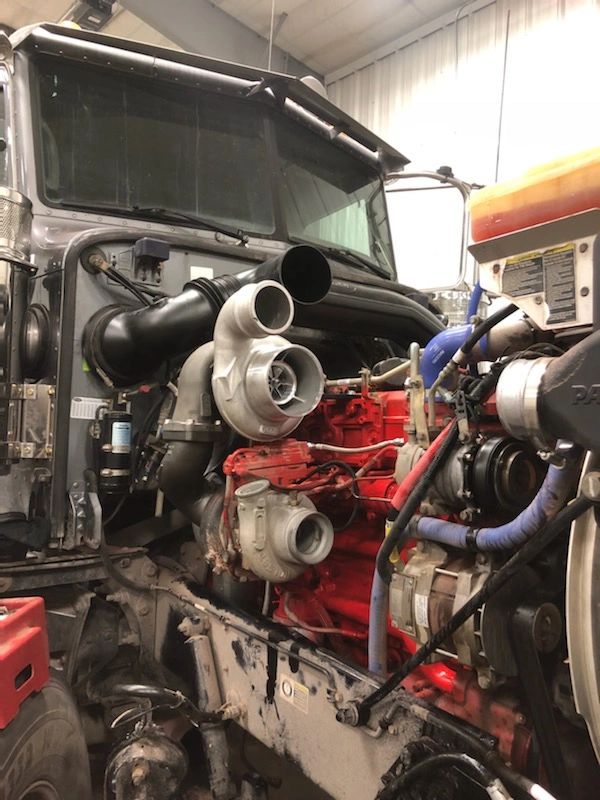 Mobile truck repair,Diesel repair,Semi,Engine Overhaul,In-Frame,Diesel,Caterpillar,Cummins,trailer