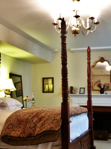 The General's Quarters Premier Suite 
