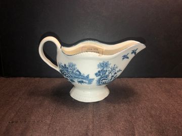 Worcester DR Wall period gravy jug / sauce boat
C1765-70 
SN 6010-171