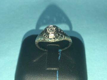 c1940 18ct Old Mine Cut Diamond Set ring 